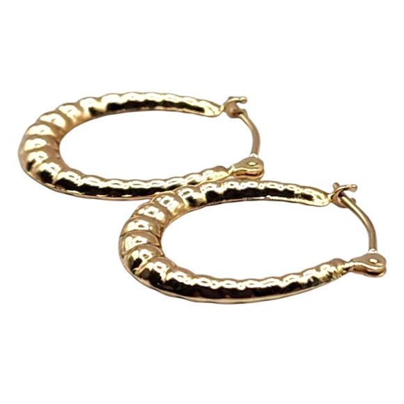 14 Karat Yellow Gold Shrimp Oval Hoop Earrings #20486 - Picture 3 of 7